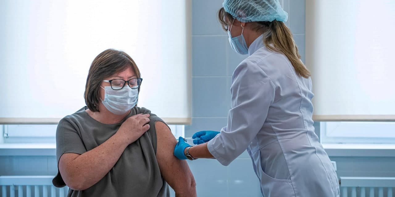 В ГУМе открылся центр вакцинации от COVID-19
